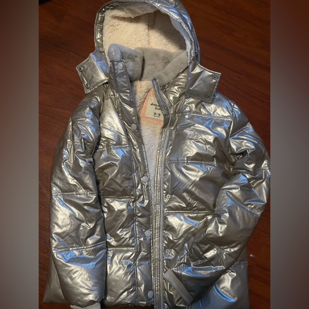 Abercrombie Kids puffer jacket, size 15/16